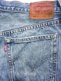 Levi's 501 S Vintage Women's Light Blue Denim Jeans W28 L32 Button Fly Big E