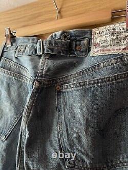 Rare LVC Levis Vintage Clothing 201 jeans. Labelled 32, measure 30