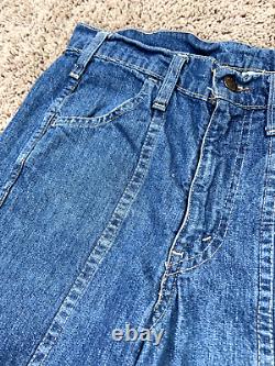 Vintage Levi Jeans Womens 28 in Waist Blue Denim Pants 70s Flare 42 Talon Zip